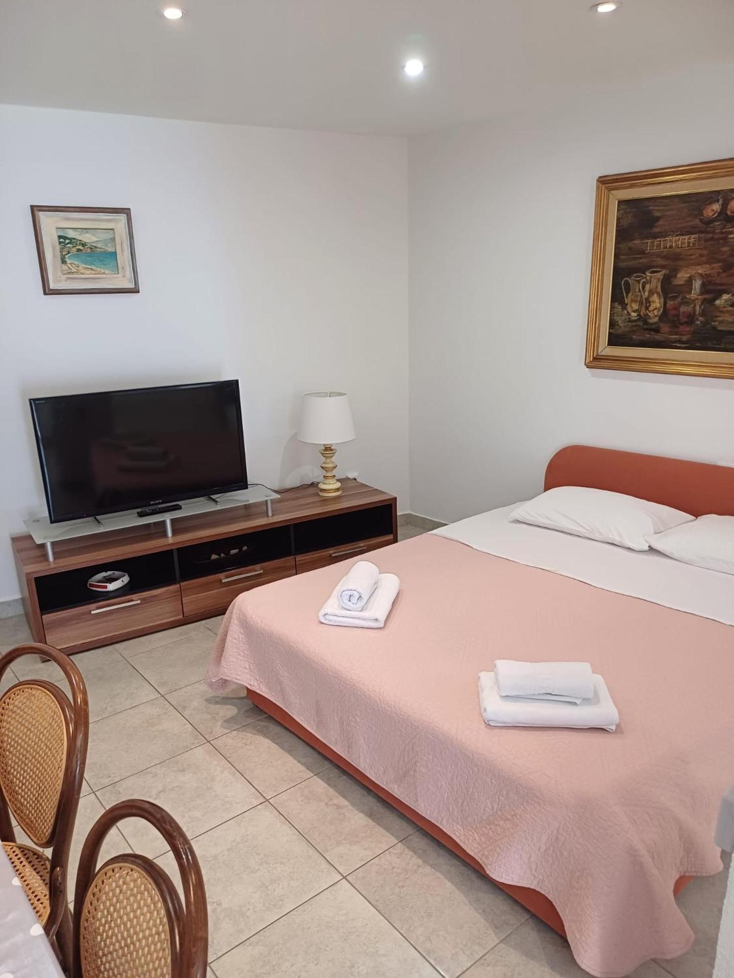 Apartment Bauk Draga Bašćanska Eksteriør billede